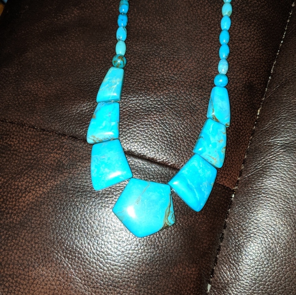 Jay King Mind finds hefty Turquoise necklace